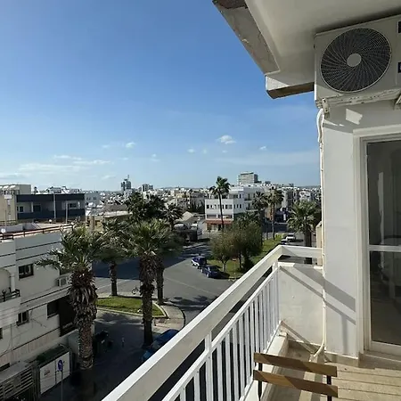 Two Bedroom In Downtown