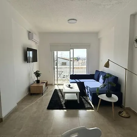 Two Bedroom In Downtown 아파트 라르나카